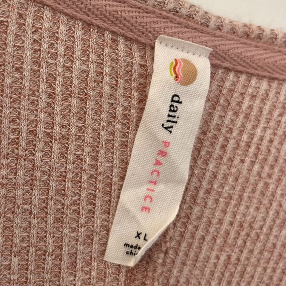 Anthropologie Woman's Over-Sized Daily Practice Knit Cuff Thermal Top Sz XL - Picture 5 of 10